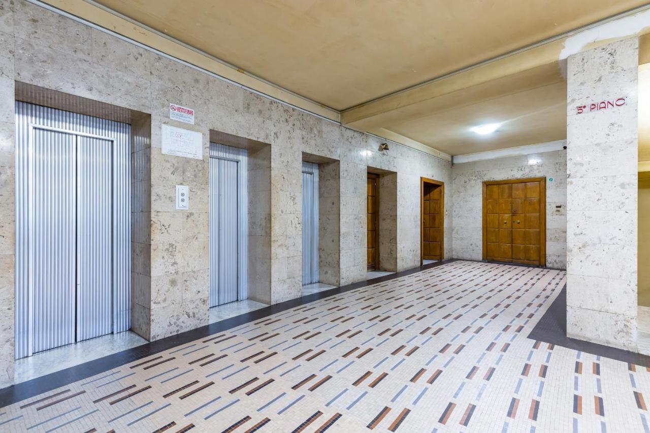 Piazza Municipio Apartments By Wonderful Italy Napoli Ngoại thất bức ảnh