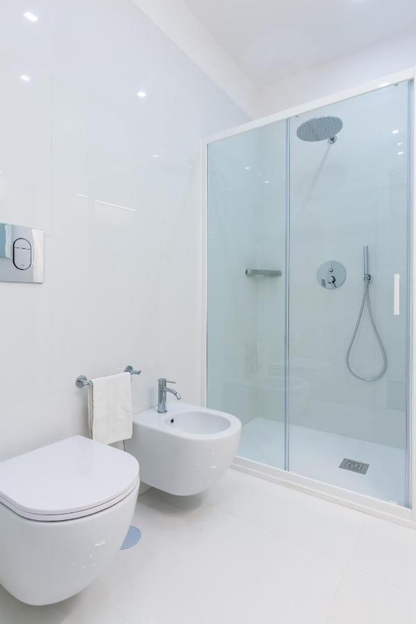 Piazza Municipio Apartments By Wonderful Italy Napoli Ngoại thất bức ảnh