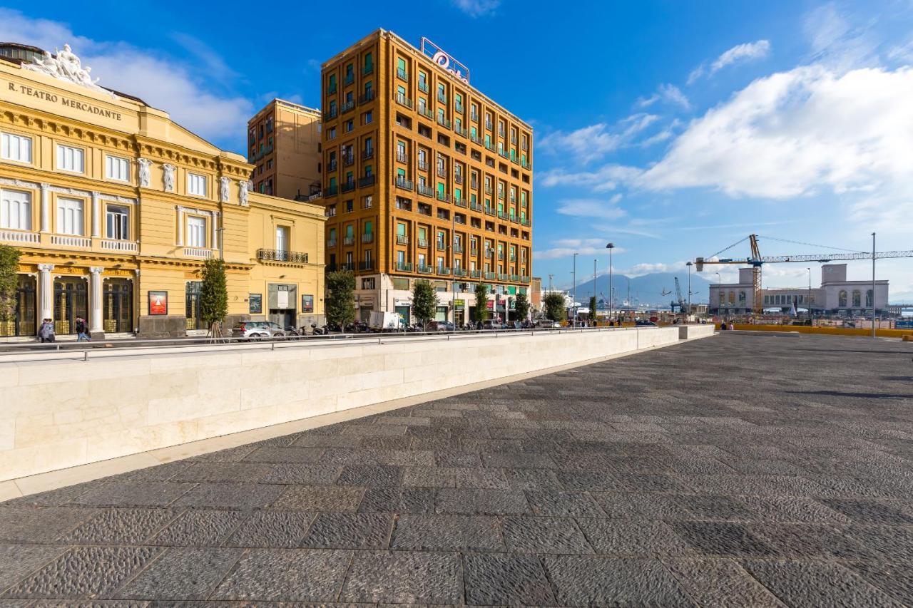 Piazza Municipio Apartments By Wonderful Italy Napoli Ngoại thất bức ảnh