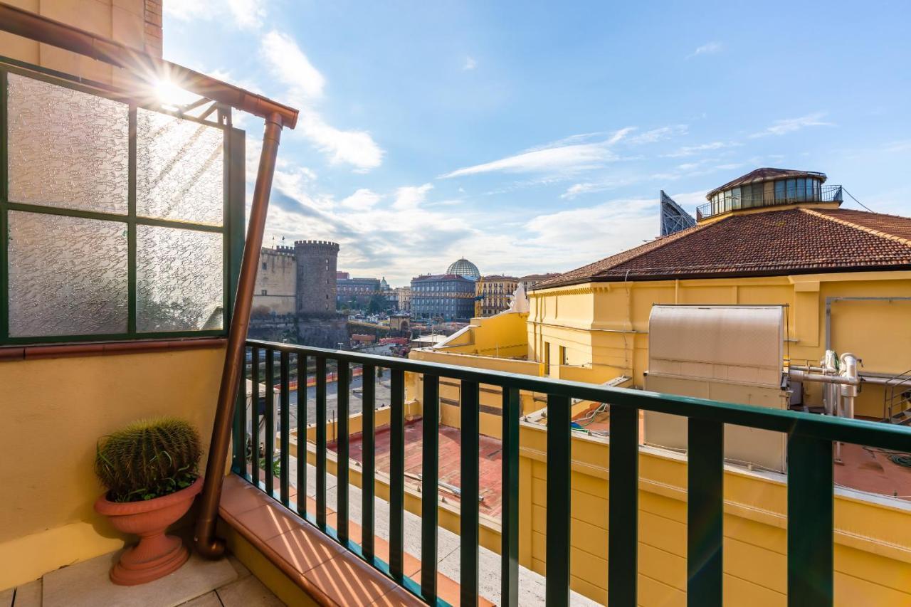 Piazza Municipio Apartments By Wonderful Italy Napoli Ngoại thất bức ảnh