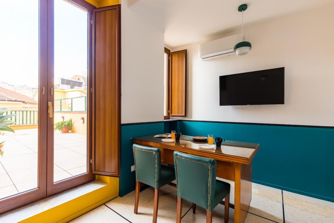 Piazza Municipio Apartments By Wonderful Italy Napoli Ngoại thất bức ảnh