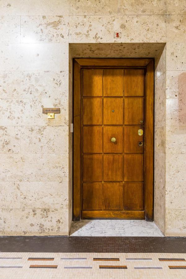 Piazza Municipio Apartments By Wonderful Italy Napoli Ngoại thất bức ảnh